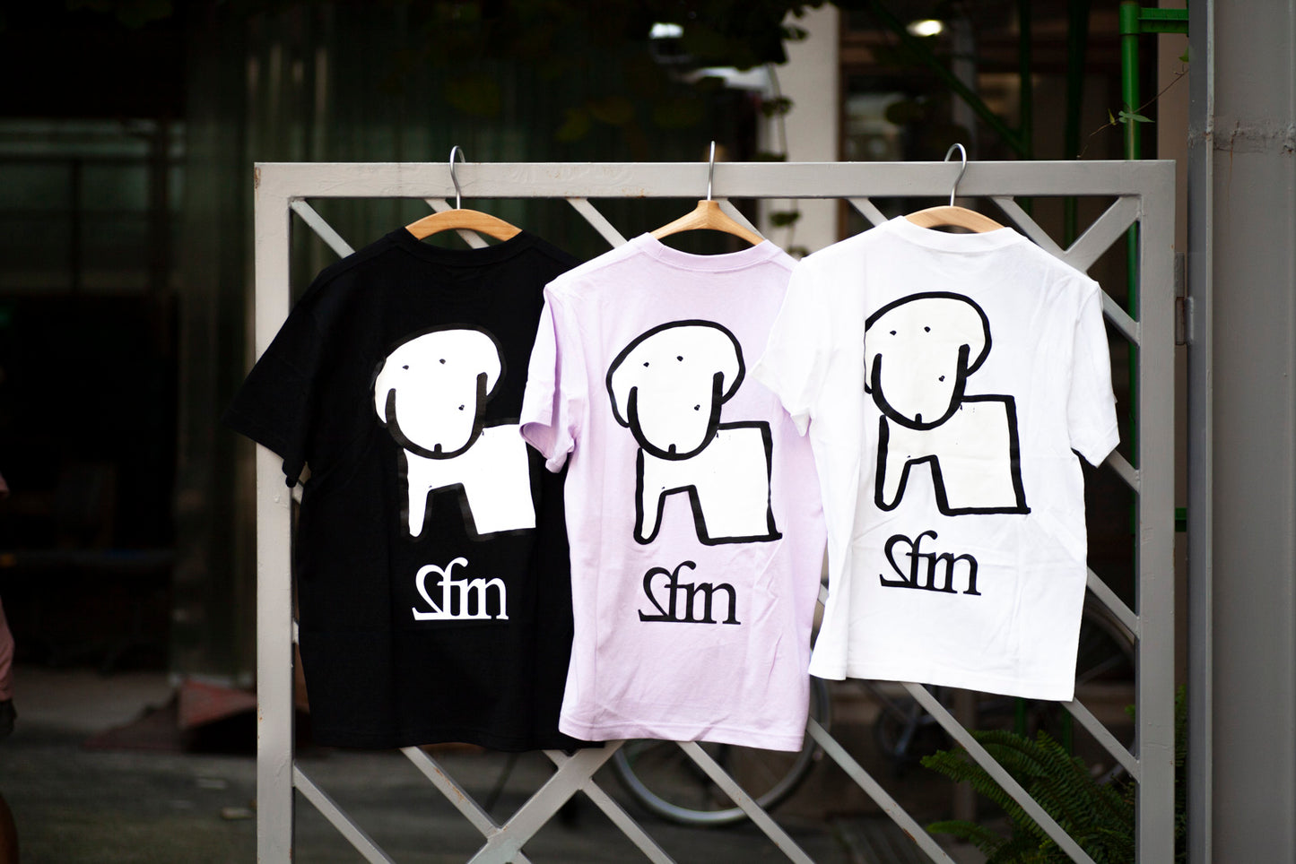 SFRN T-Shirt 犬 purple